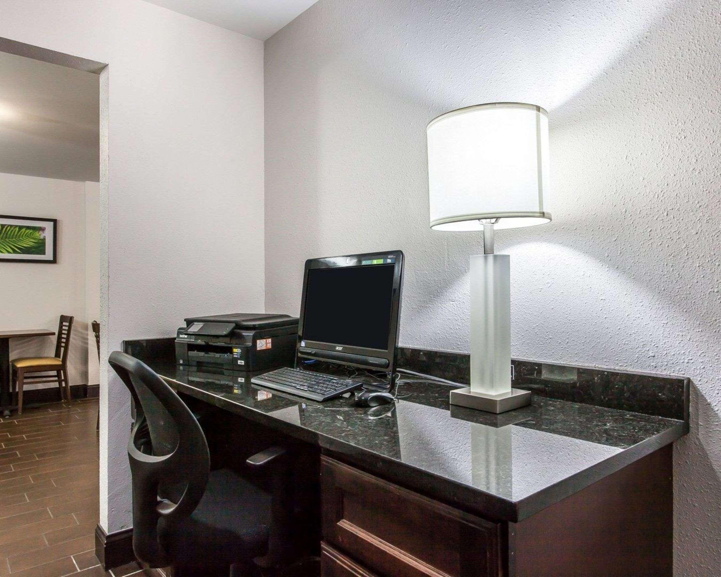 Sleep Inn & Suites Near I-90 And Ashtabula Austinburg Exteriör bild
